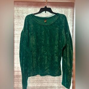 Emerald green crushed velvet top
